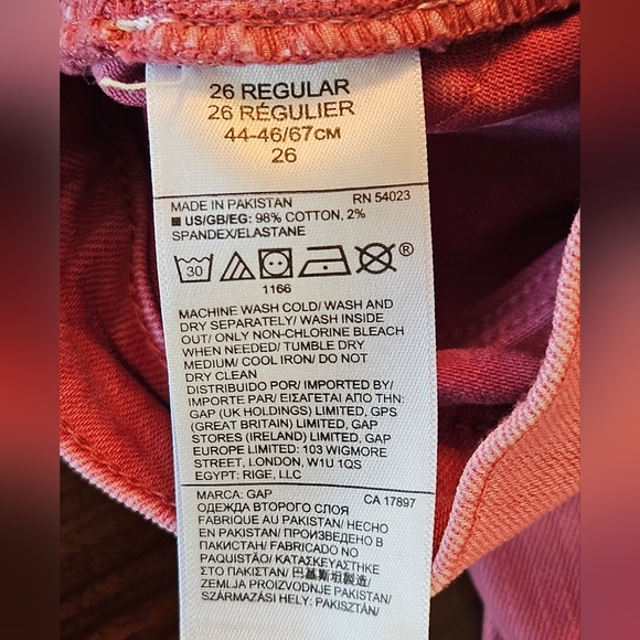 Gap Denim Womens 26R Girlfriend Midrise Jeans Cuffed Pink Peach EUC - Picture 4 of 8